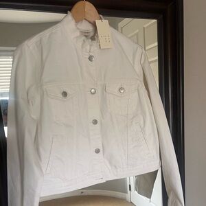 White Denim jacket with fringed collar